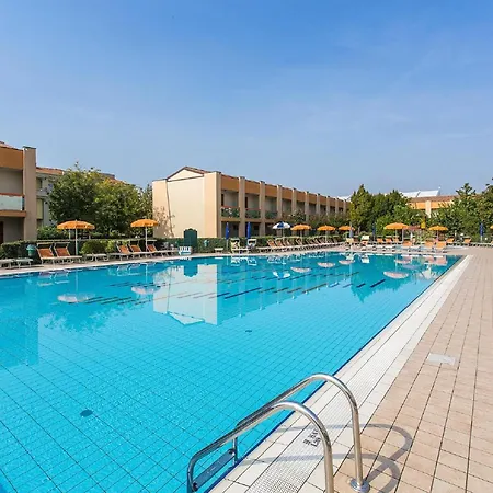 Pleasant In Carole With Shared Pool * La Fagiana