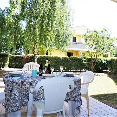Pleasant In Carole With Shared Pool La Fagiana