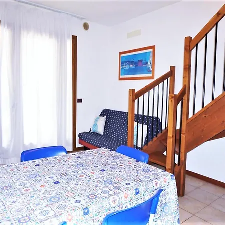 Pleasant In Carole With Shared Pool La Fagiana