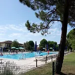 Prázdninový dům Pleasant In Carole With Shared Pool La Fagiana